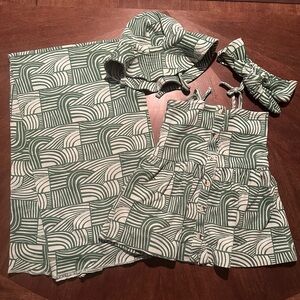 Green Two Toned Patterned Kate Quinn Set